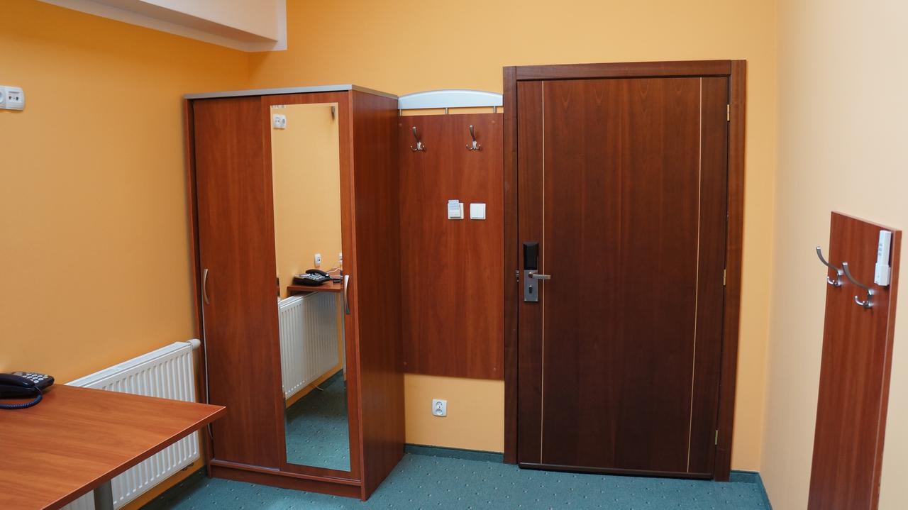 Hotel Sens Mierzyn  Экстерьер фото